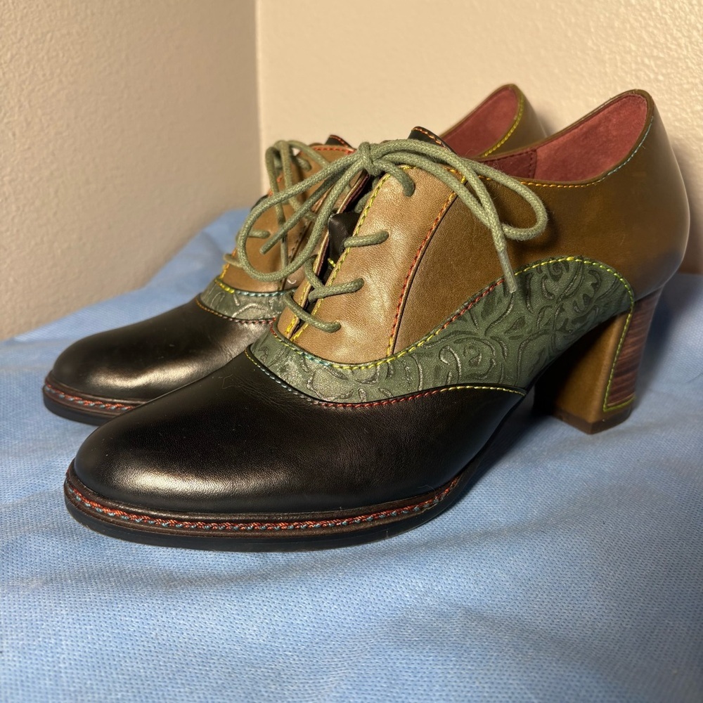 L’Artiste Lavada Bootie by spring step heeled Oxford, hand painted leather - Picture 4 of 16